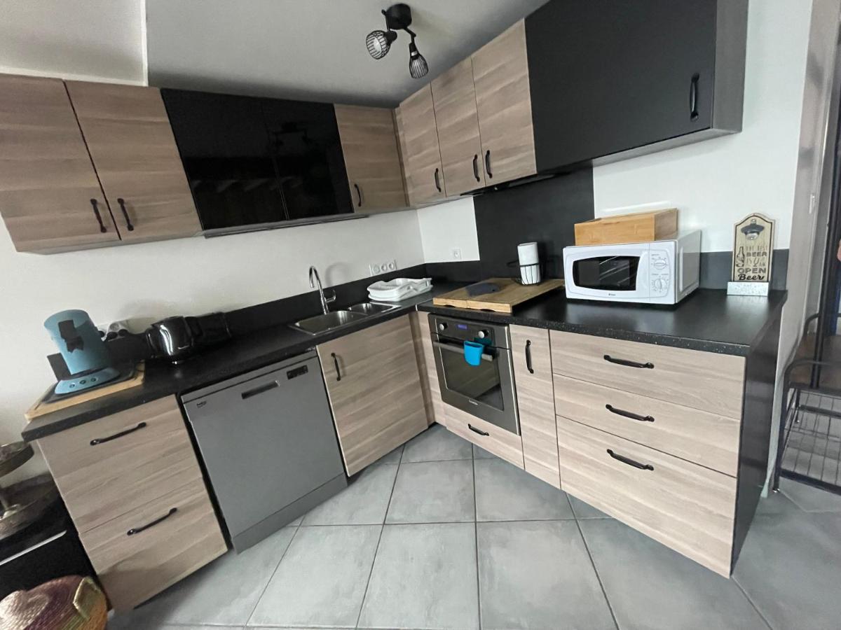 F3 Duplex   Ô Meublé de Pithiviers   2 chambres - 6 personnes Extérieur photo