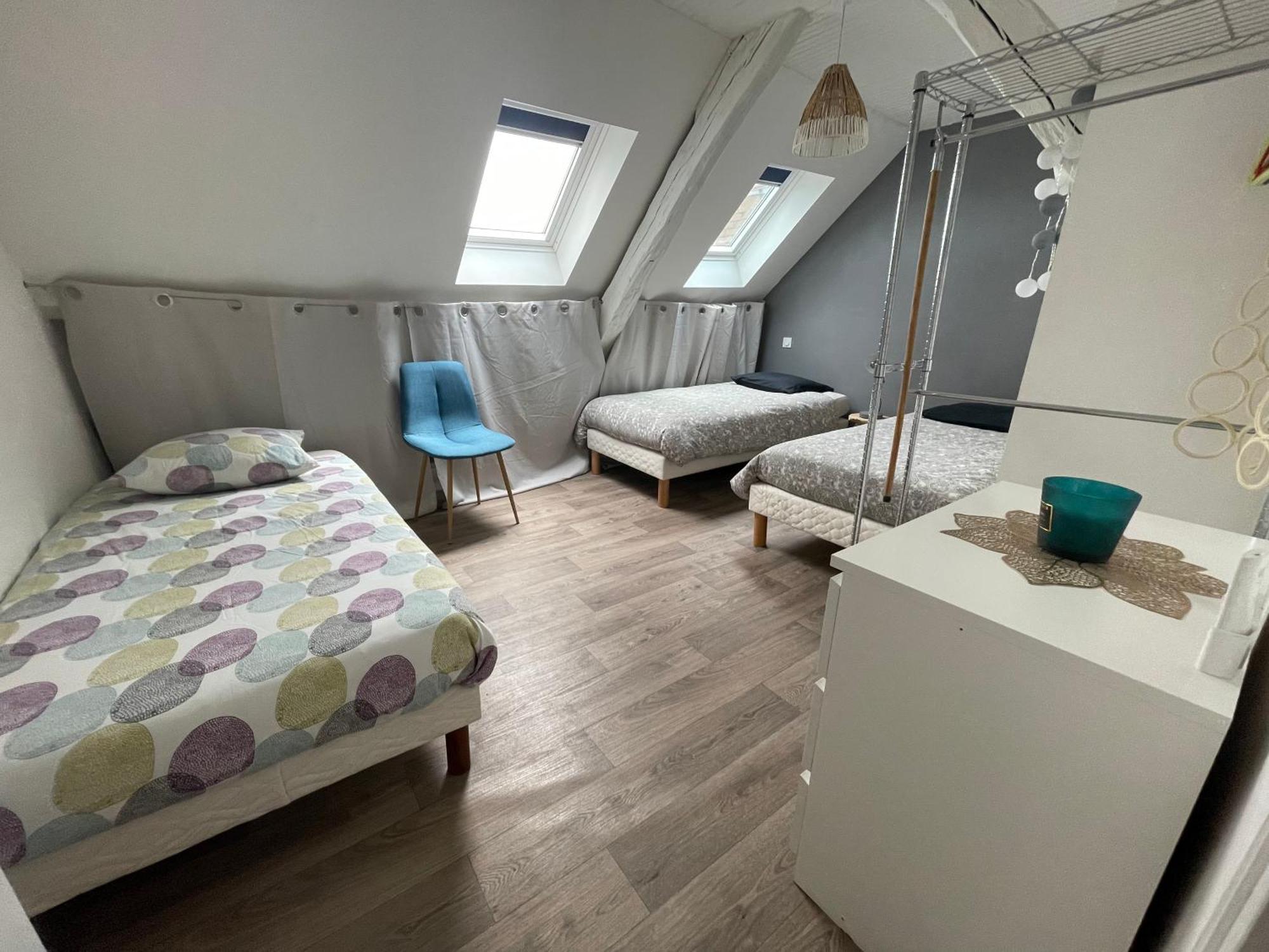 F3 Duplex   Ô Meublé de Pithiviers   2 chambres - 6 personnes Extérieur photo